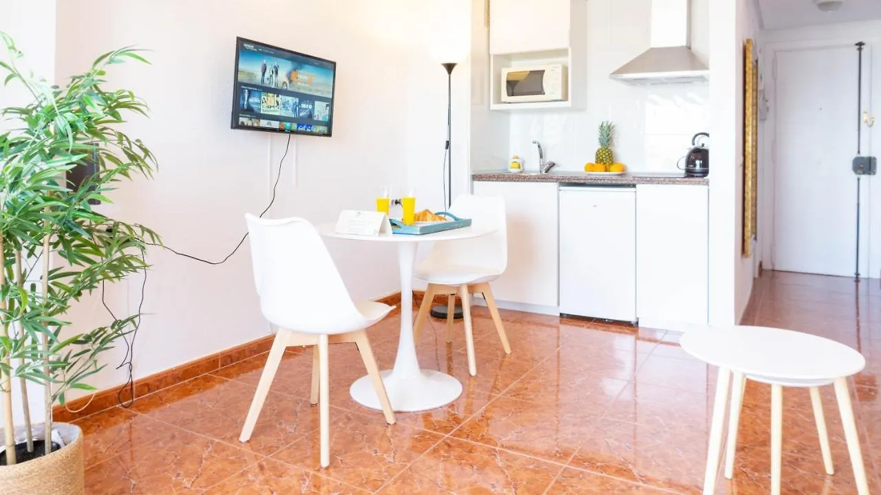 Estudio Torremolinos Playa Apartamento 0*,  España